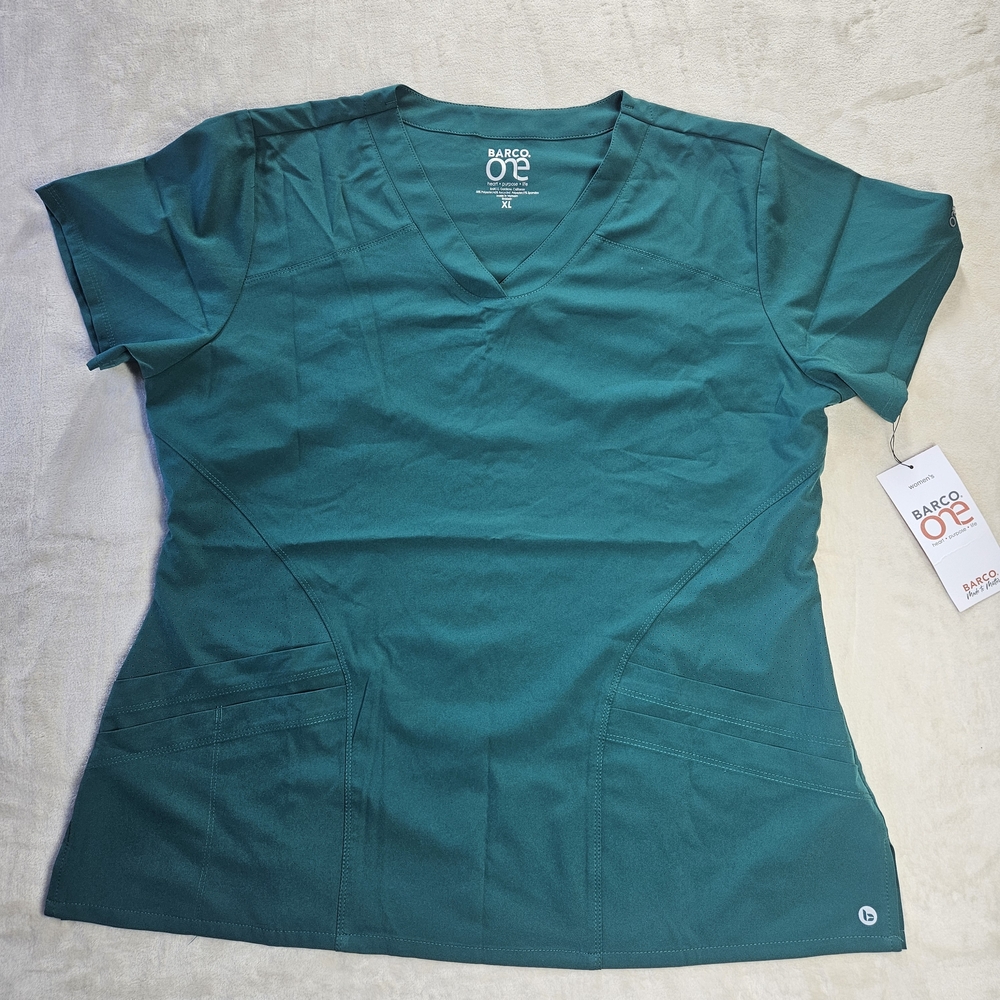 Women's V-Neck Scrub Top - Green - Picture 6 of 13